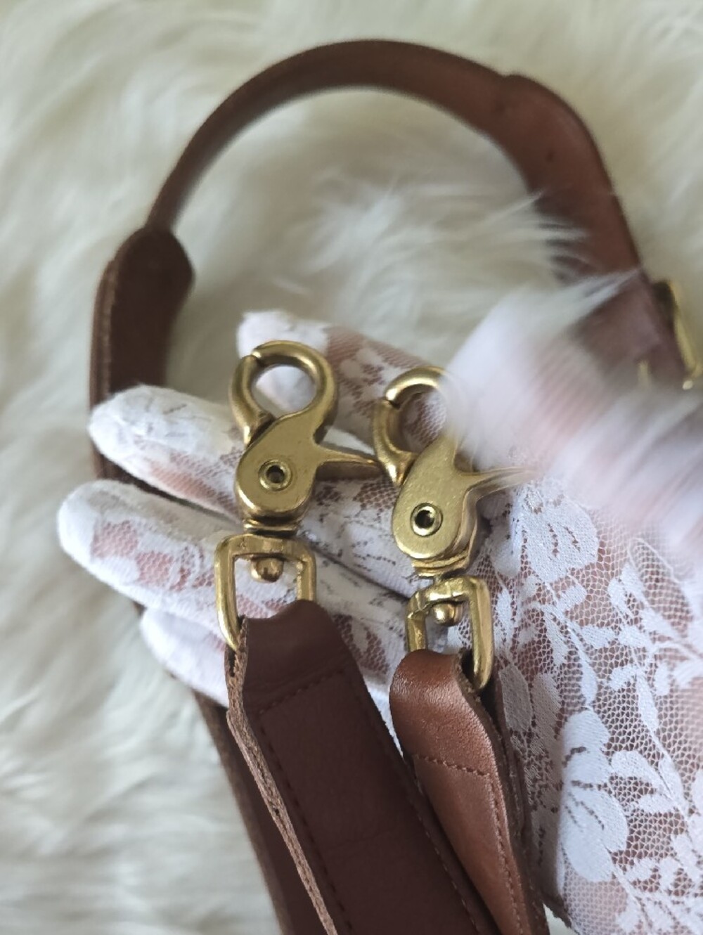 Coach Brown Leather Strap with Gold lobster claw Openings British TAN - Picture 7 of 11